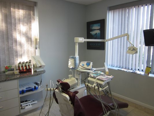 Room 4 (our main room for dental procedures)