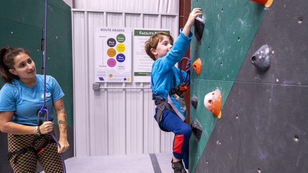 youth climbing