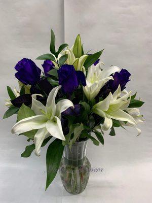 White lilies and purple roses