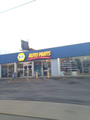 Niagara Falls NAPA Auto Parts -- 2540 Military Road / Route 265, Niagara Falls       Storefront