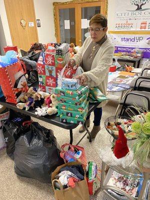 Reyna Sorting out Christmas toys to be given away to families that are in need I would like the resources this holiday season. 2023.