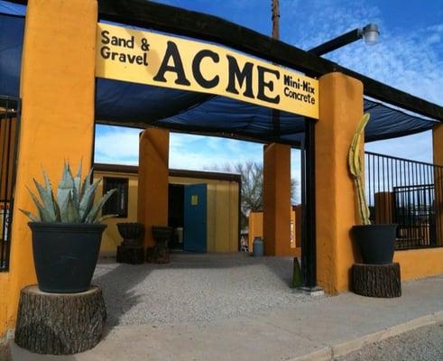 Acme Sand Store Front