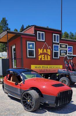 Mad Peak Vacation Lodging and UTV Rental