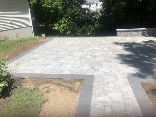 Pavers and sit wall