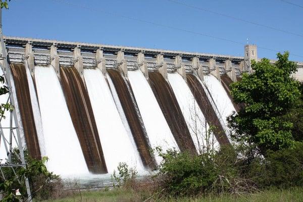 Bull Shoals Dam, open flood gates, May 2011