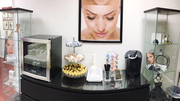 Lash Studio By Elle