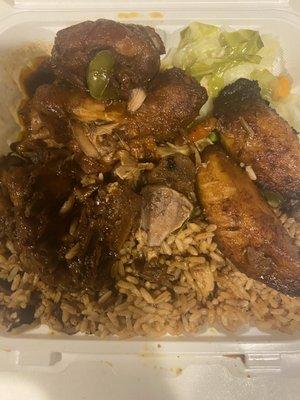 Golden Krust Caribbean Restaurant