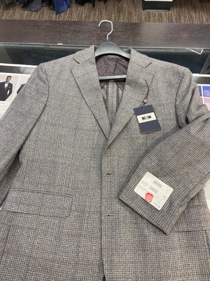 WHAT!?!? This $300 sports coat is only $5! (Rare find)