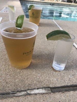 Drinks by the pool .