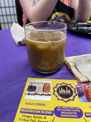 Iced Alka "Coffee" - Mushroom Blend of Chaga, Reishi & Turkey Tail served with Brazil Nut Milk & Organic Amber Agave - 16 oz $9.77