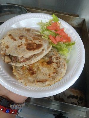 Gorditas recien echas.
Hand made Gorditas!