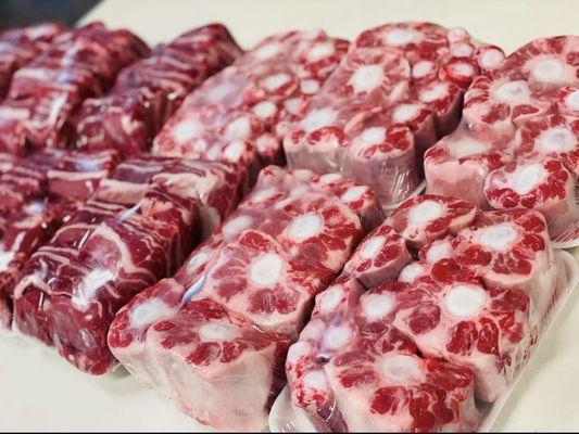 Fresh cut beed oxtail & short ribs