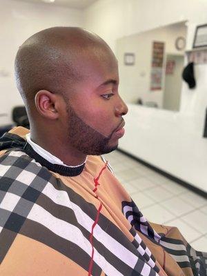 Beard trim $10