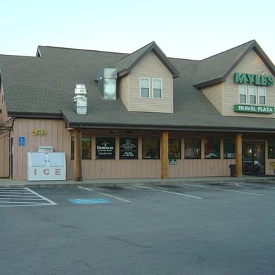 Classic building photo (circa 2007). The place was totally renovated as Alltown Fresh.