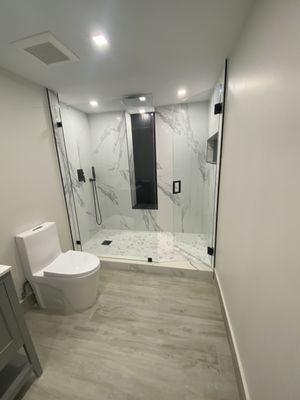 #FramelessShower