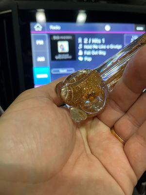 Cool glitter pipe with no carb hole.