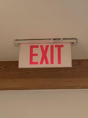 William sonoma exit red and white lantern winter park fl 2:41 pm September 1 2023