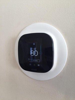 Professional new thermostat installation by Hudson Air LLC. Enhance your HVAC system's efficiency and comfort.