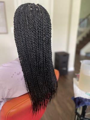 Small Senegalese Twists