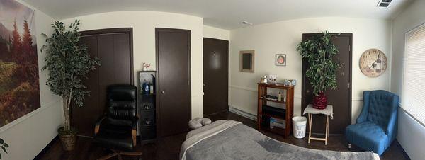 Another look at the massage room (panorama)