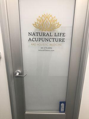 Natural Life Acupuncture and Holistic Medicine treatment center