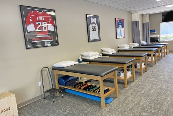 Excel Physical Therapy West Milford, Treatment Tables