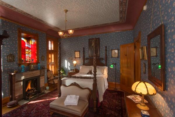 Bishop's Room at the Allyn Mansion