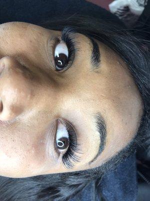 Full set of lash extensions