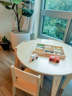 Our space is full of natural light & plants providing the students with opportunities to engage with nature both indoors and out