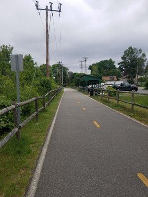 Approaching parking. Walk left to Coventry, right into West Warwick. (Right is down hill)