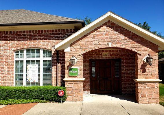 Front entrance to Express Chiropractic of Frisco