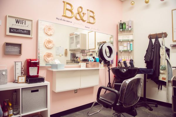 Bangs and Boujee Salon Studio