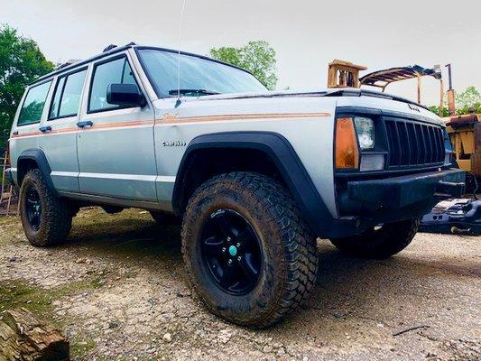 91 Cherokee Sport 4.0L AT 4x4