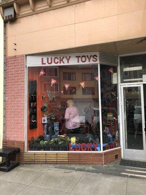 Lucky Toys