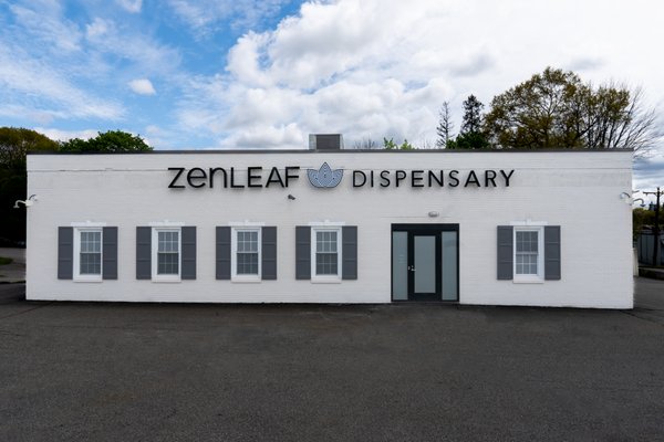 Visit us at Zen Leaf Norwich for guidance on the best cannabis products in Connecticut.