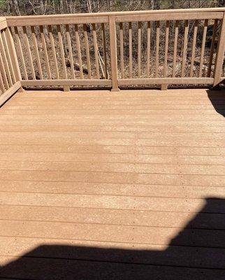 A sparkling shiny deck after being pressure washed by Evergreen Grove.