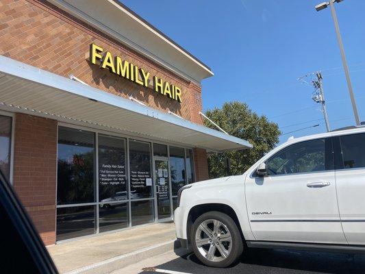 Men's Haircut $14 Eyebrow Wax $8 My go to place