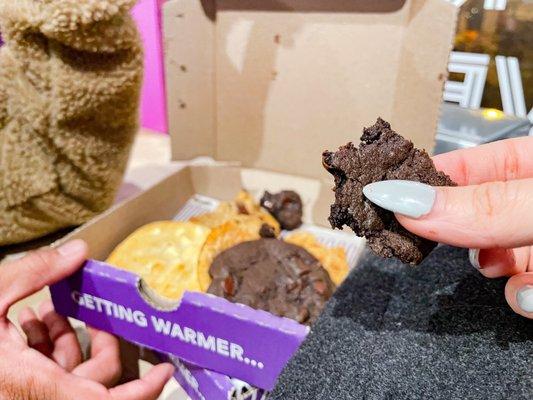 Insomnia Cookies