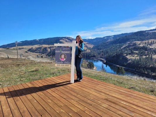 Listing this beautiful property overlooking the Clearwater River