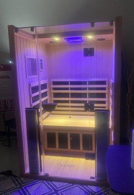 Our brand new infrared saunas are ready for you!