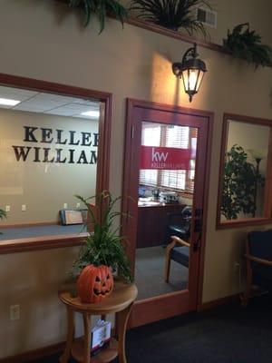 Keller Williams Tri-Lakes - Aux-Arcs Team Table Rock Lake Home Specialist