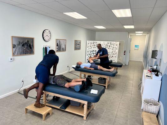 Stretch therapy and myofascial release in Hermosa Beach, CA