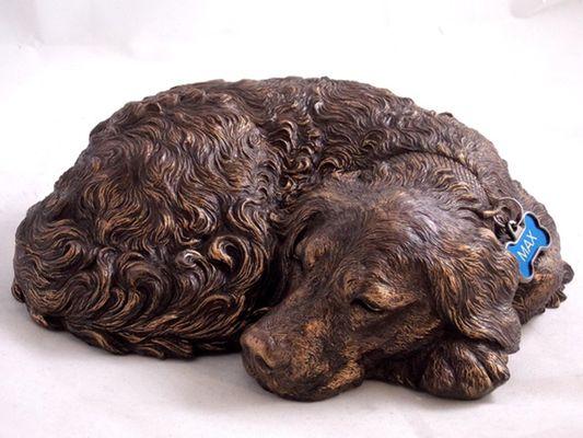 Golden Retriever Dog Memorial Urn. May work as well for a Setter or a similar looking breed.