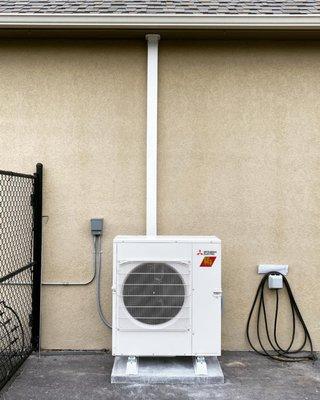 Mitsubishi 3 Zone Hyper Heat Outdoor Heat Pump.