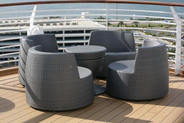 Modern Outdoor Furniture, Hammocks, Sunbeds, Chairs https://teak-out.com/product-category/modern-outdoor-furniture/