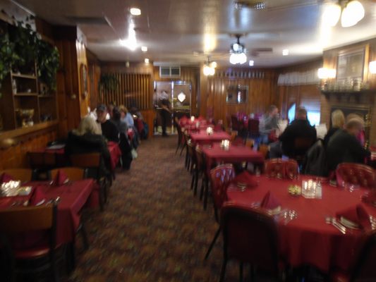 Main dining room, view from the other side.