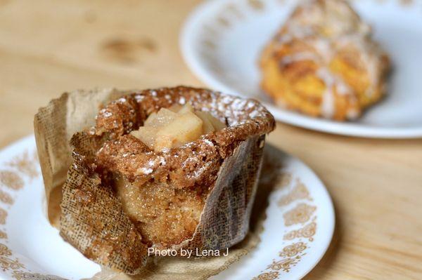 Hard cider apple olive oil cake ($3.50)