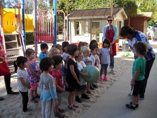 Children introducing themselves at the beginning of the school year.