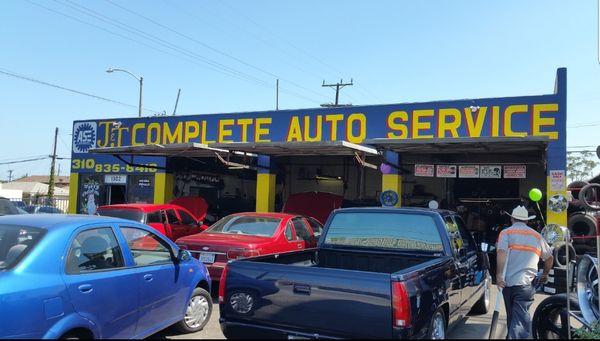 J & J Auto Specialist