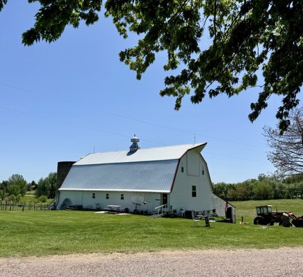 Wilde Prairie Winery